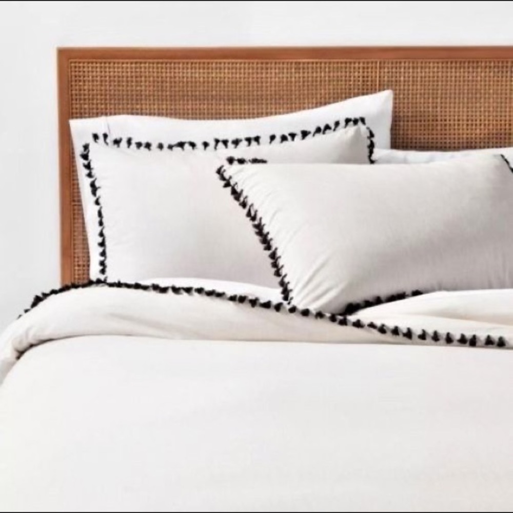 Target Queen Size Comforter set